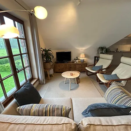 Au Coeur Des Collines, Gloriette