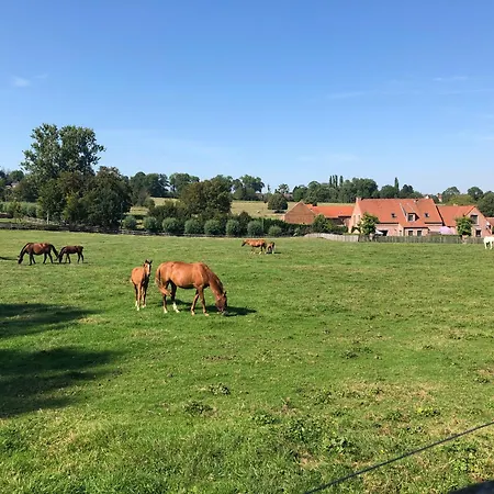 Au Coeur Des Collines, Gloriette بيت للعطل *