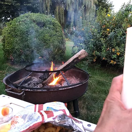 Au Coeur Des Collines, Gloriette *