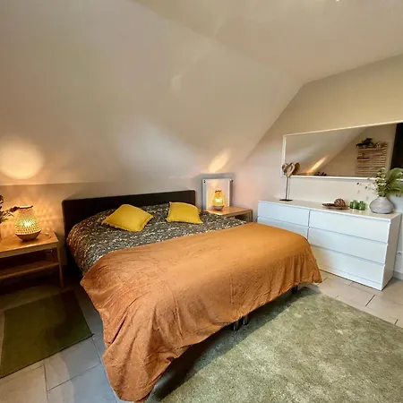 Au Coeur Des Collines, Gloriette *